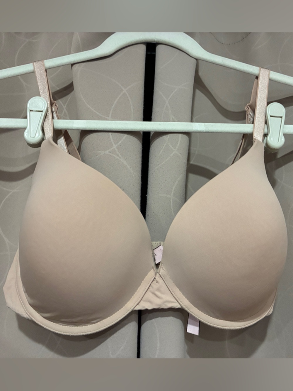 Victoria's Secret Light Nude Padded T-Shirt Bra